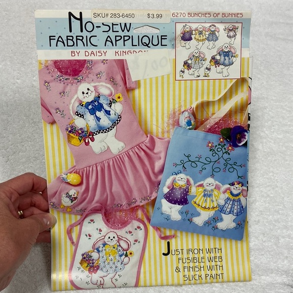 Daisy Kingdom Bunches of Bunnies Fabric Applique 6270 From 1990s Iron On - Picture 1 of 6